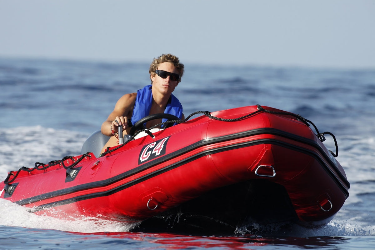 Bombard Commando C4 - rood PVC - rubberboot met aluminium vlonderdelen