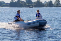 Zodiac Cadet 350 ALU rubberboot met aluminium vloer op het water