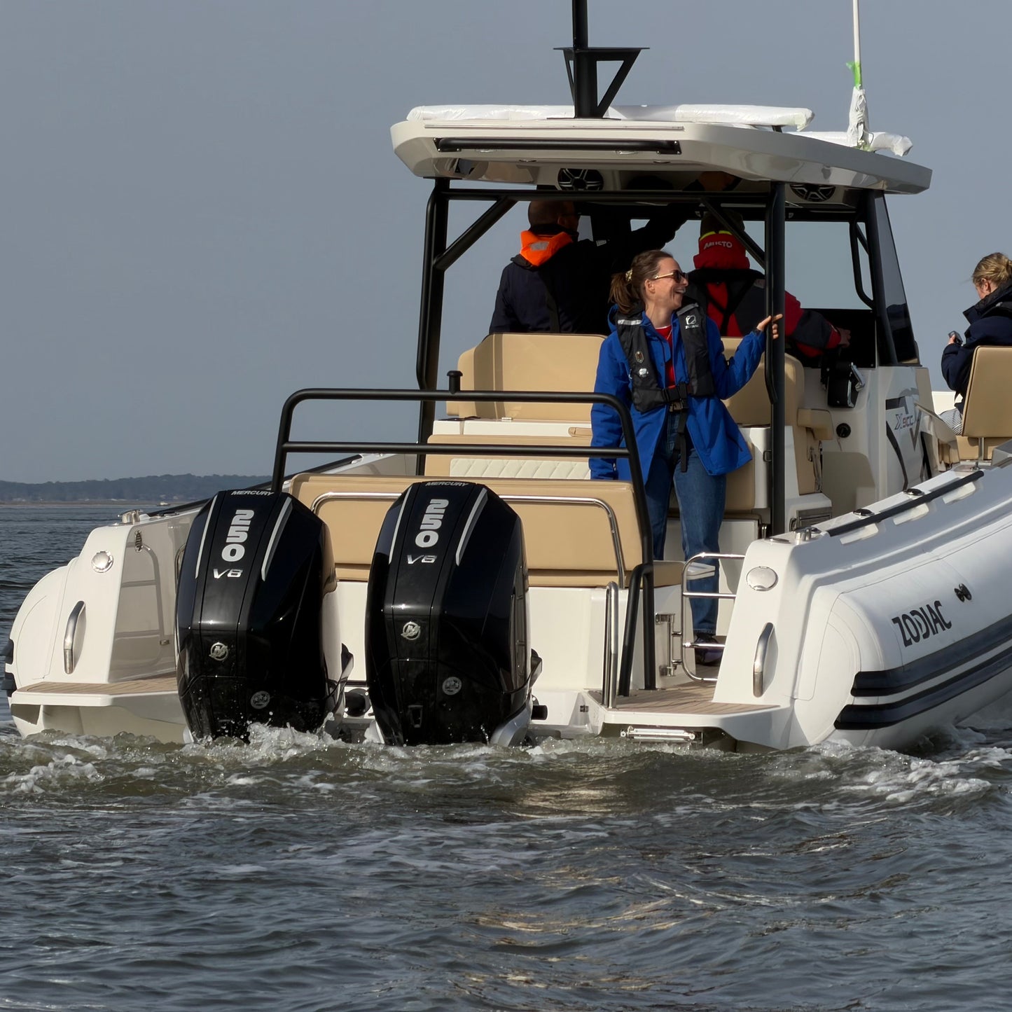 Zodiac X9CC 8,60 meter center console RIB met dubbele Mercury 250 pk buitenboordmotoren
